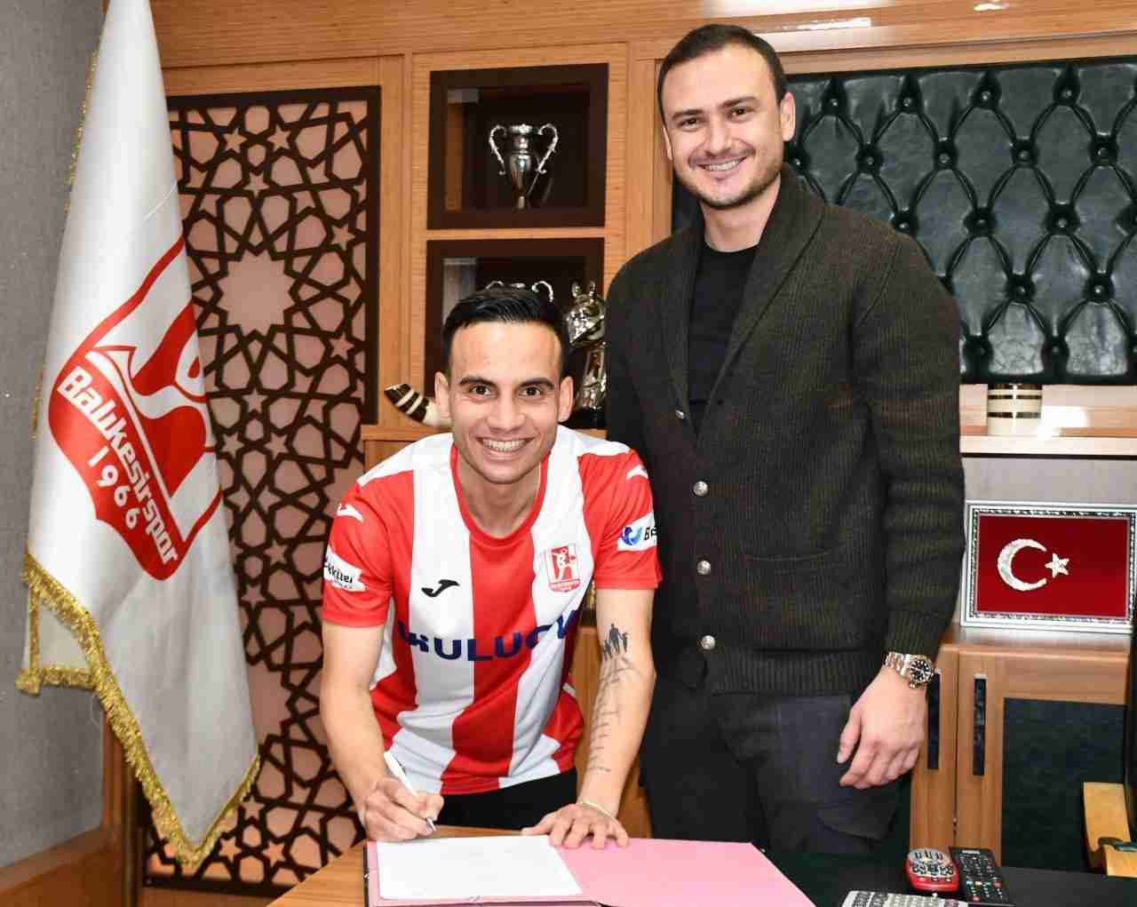 Lig 2. Grup’ta lider konumda bulunan Balıkesirspor, hücum hattını güçlendirmek