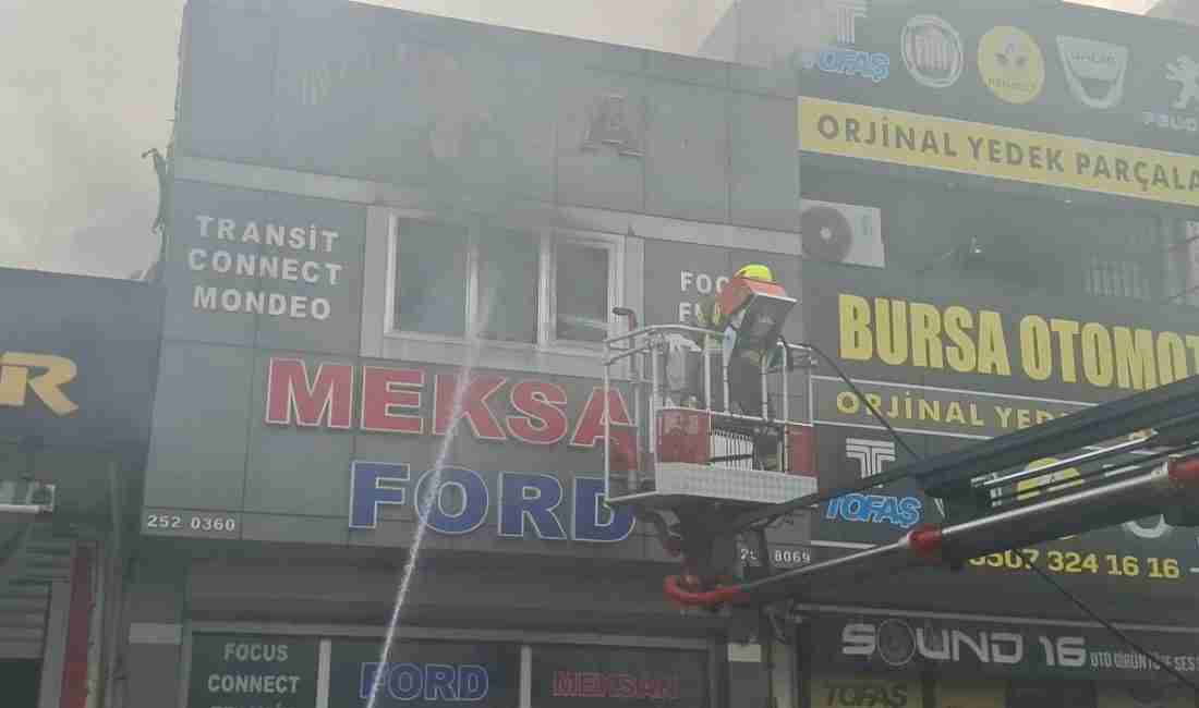 Bursa’da oto aksesuar dükkanında başlayan ve bitişikteki oto yedek parça