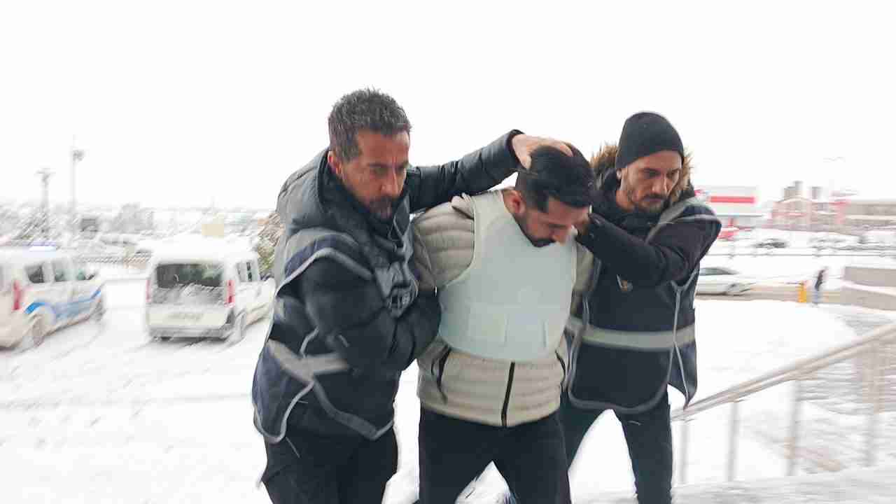 Gençler Sosyal Medyada Tartıştı, Randevulaşarak Kavga Etti Karaman’ın Piri Reis