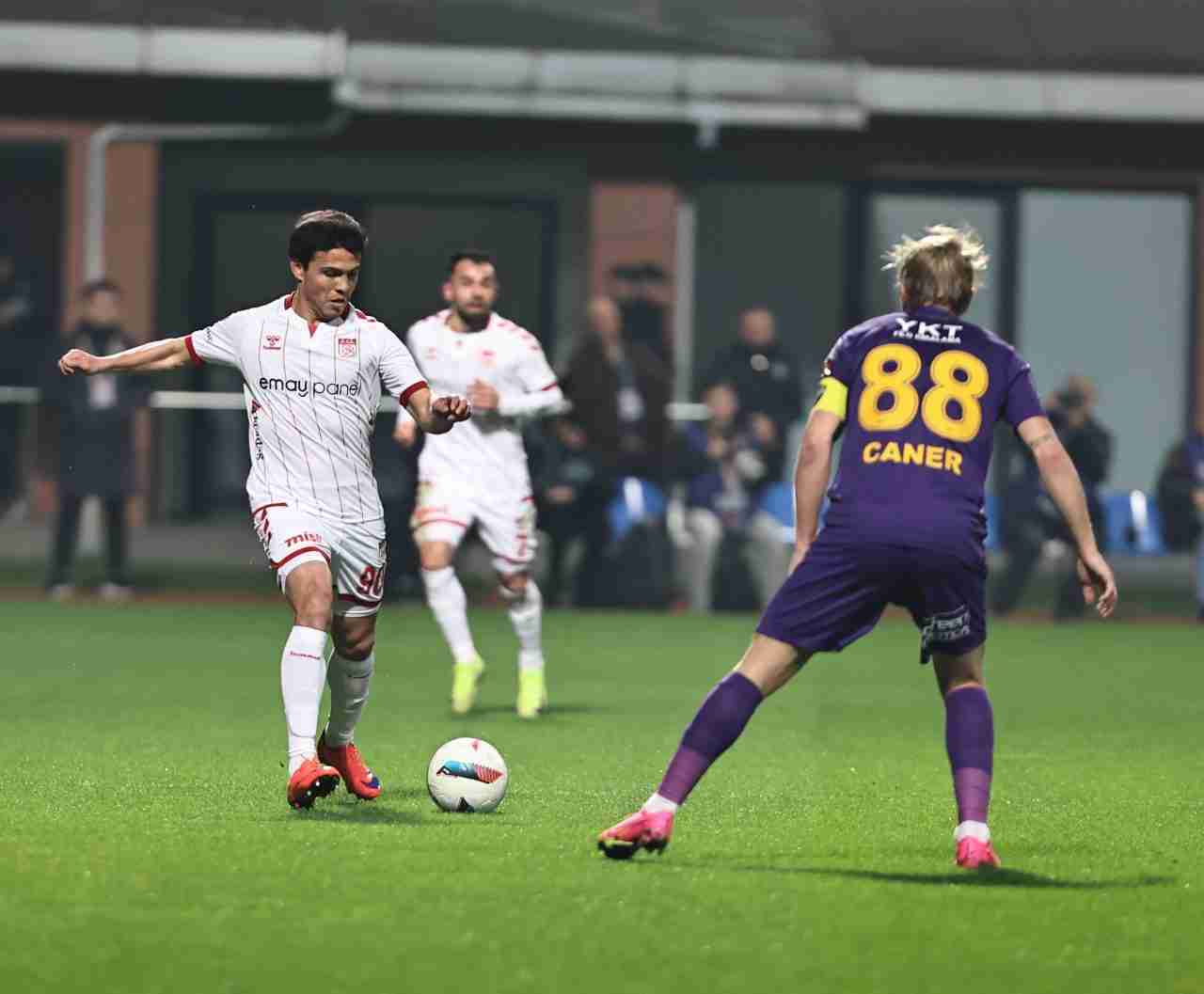 Süper Lig’in 22. haftasında Eyüpspor, sahasında Sivasspor’u 1-0 mağlup etti.
