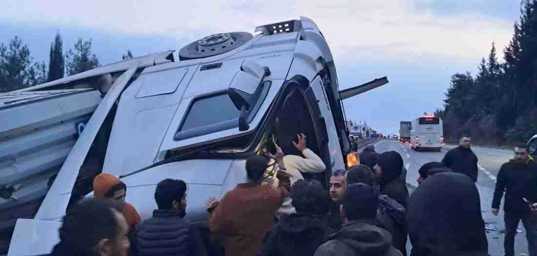 D-130 Kara Yolu Uzun Araç Kuyruklarına Sahne Oldu Kocaeli’nin Gölcük