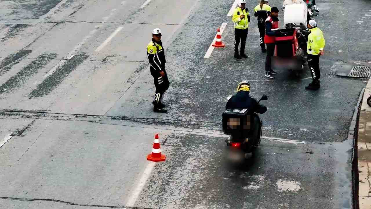 Motosiklet Kazaları Yüzde 52,3’e Ulaştı İçişleri Bakanı Ali Yerlikaya, şehir