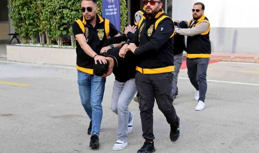 Adana’da 500 Bin Liralık Alacak Kavgası: Evine Kurşun Yağdırılan Kişi