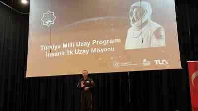 Türkiye’nin İlk Astronotu Alper Gezeravcı Siirt’te Öğrencilerle Buluştu Türkiye’nin ilk