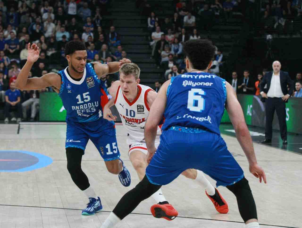 Anadolu Efes, Turkish Airlines EuroLeague’in 32. haftasında kendi sahasında ağırladığı