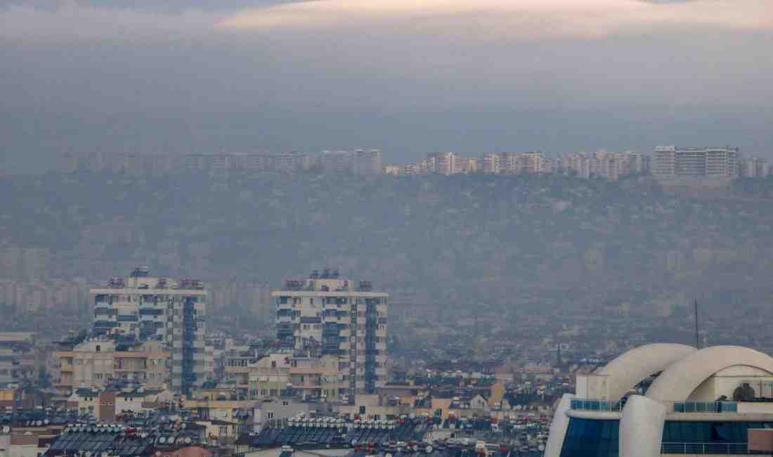 Antalya’da Hava Kirliliği Alarm Veriyor: 204 Gün Sınır Değer Aşıldı Antalya’da hava kirliliği ciddi boyutlara ulaştı. 2024 yılının ilk 204