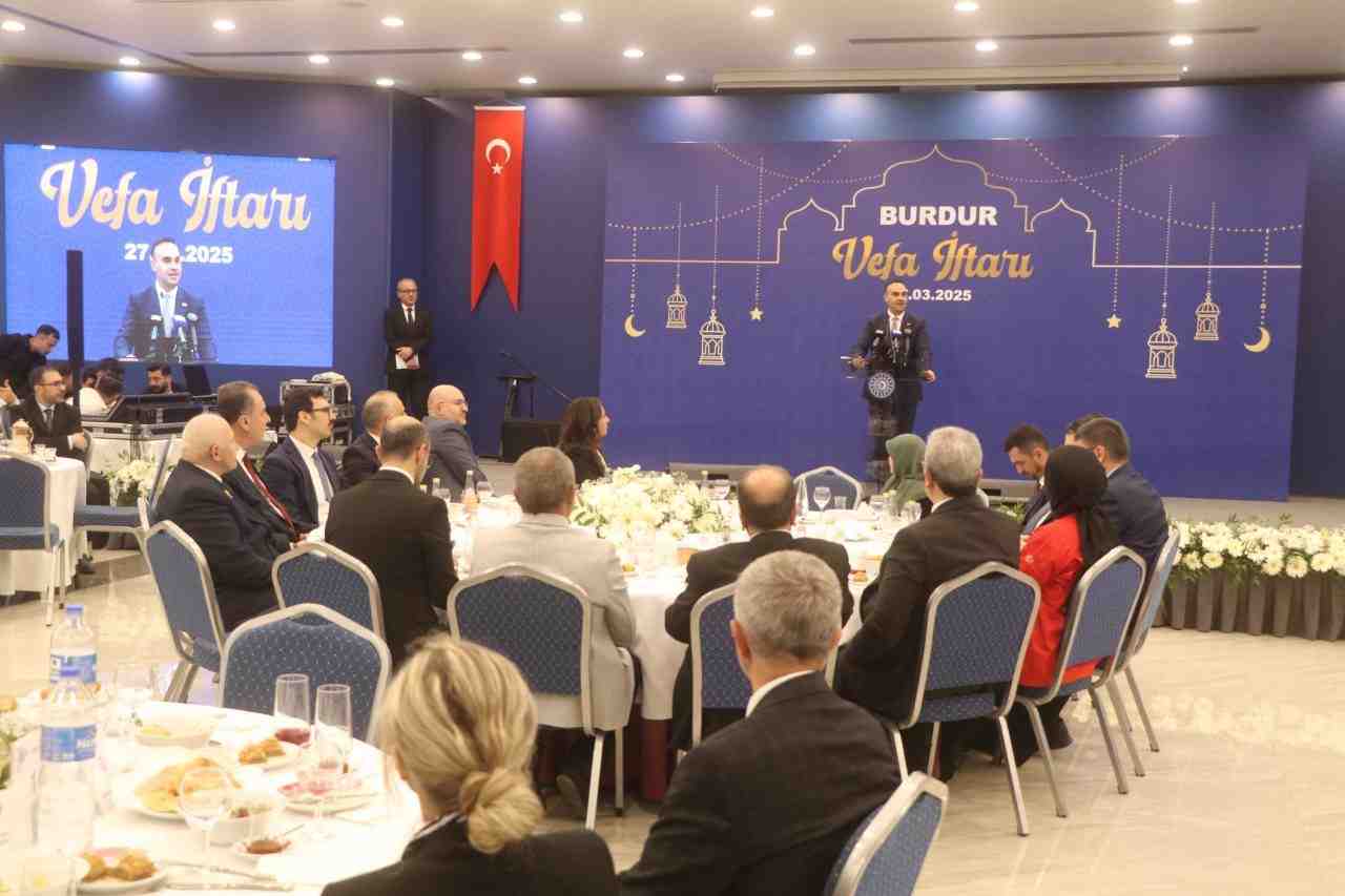 Bakan Kacır: “Bugün 262 Milyar Dolar İhracat Yapan Bir Ülkeyiz”