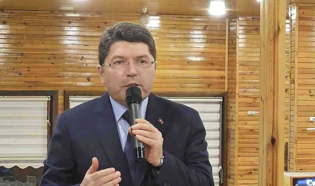 Adalet Bakanı Yılmaz Tunç, Karabük’ün Yenice ilçesinde ziyaretlerde bulunarak, Türkiye’nin