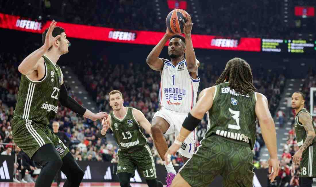 Larkin ve Beaubois Yıldızlaştı EuroLeague’in 29. haftasında Anadolu Efes, Almanya
