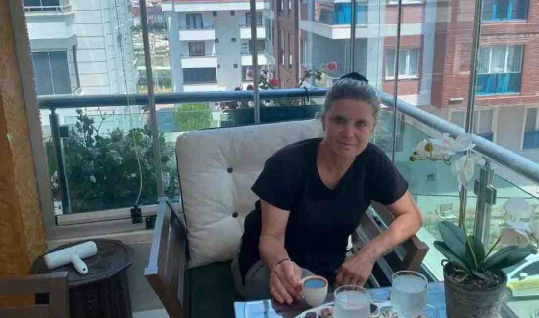 Samsun’da Organ Bağışı: Aysel Mısırcı’nın Organları 3 Hastaya Umut Oldu Samsun’da beyin ölümü gerçekleşen 2 çocuk annesi Aysel Mısırcı’nın (50)