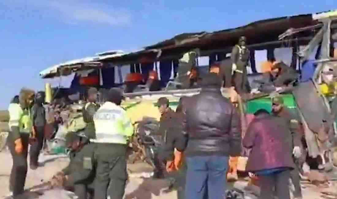 Kazanın Bilançosu Ağır Bolivya’nın Uyuni şehri yakınlarında meydana gelen trafik