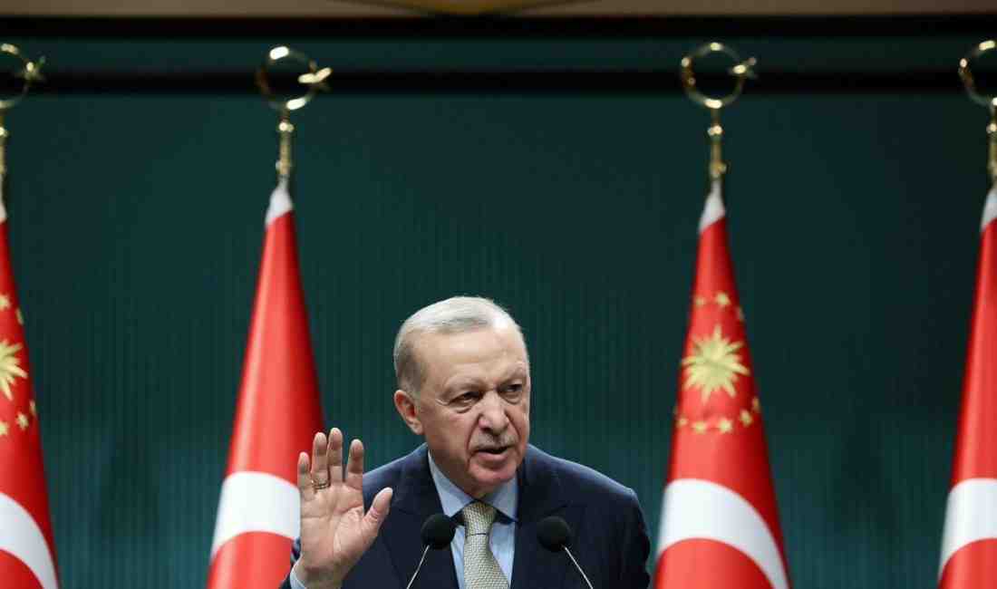 Cumhurbaşkanı Erdoğan’dan Muhalefete Sert Tepki: “Provokasyonlarla Huzuru Bozmaktan Vazgeçin” Cumhurbaşkanı Recep Tayyip Erdoğan, Kabine Toplantısı’nın ardından yaptığı açıklamalarda muhalefete