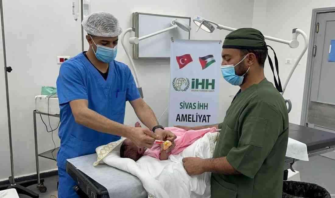 İHH İnsani Yardım Vakfı, Gazze’de yürüttüğü “Ameliyat Desteği Projesi” kapsamında