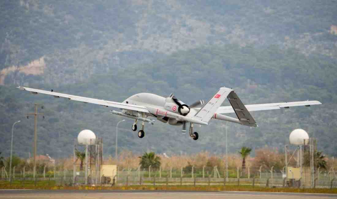 Kısa Pistli Gemiye İniş-Kalkış Yapan İlk SİHA Baykar tarafından milli