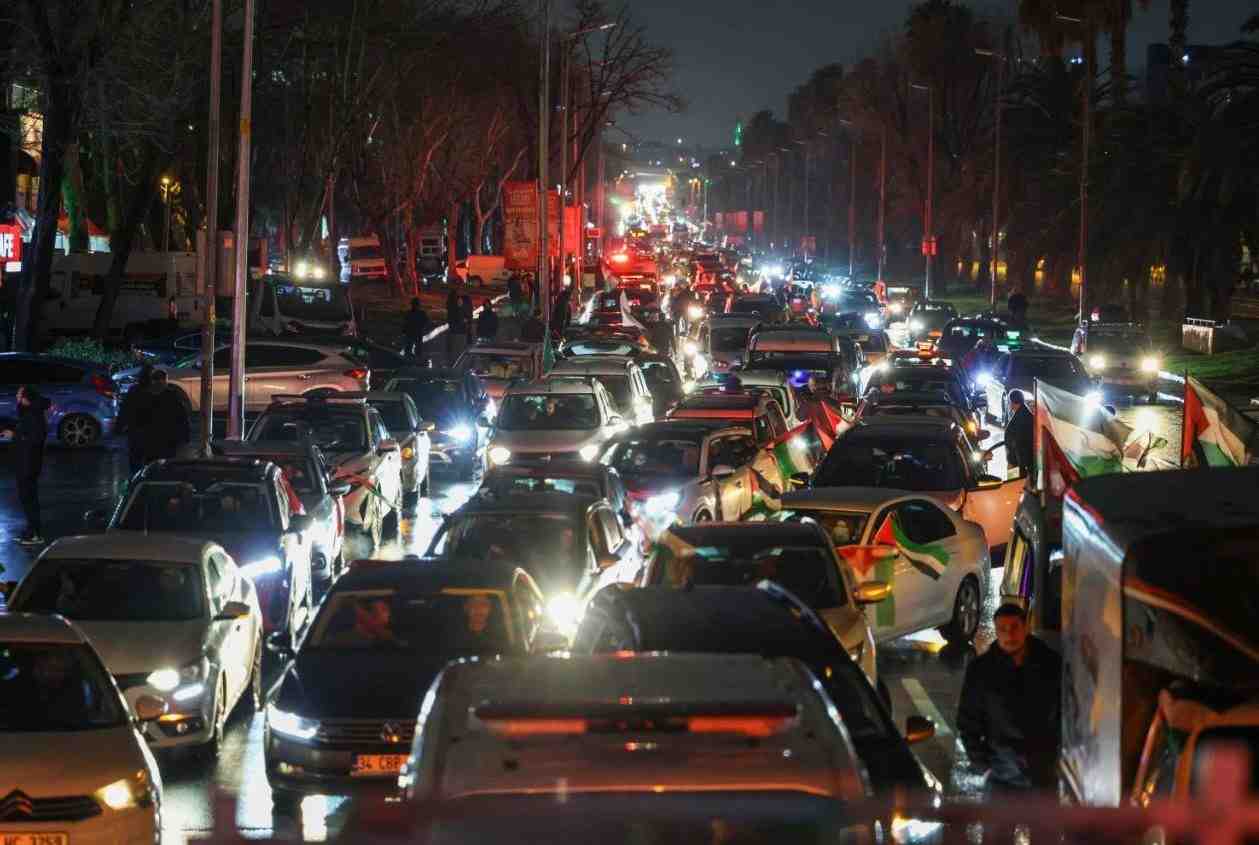 Sahur Vaktinde Yapılan Saldırıda 400’den Fazla Sivil Katledildi İsrail, 19