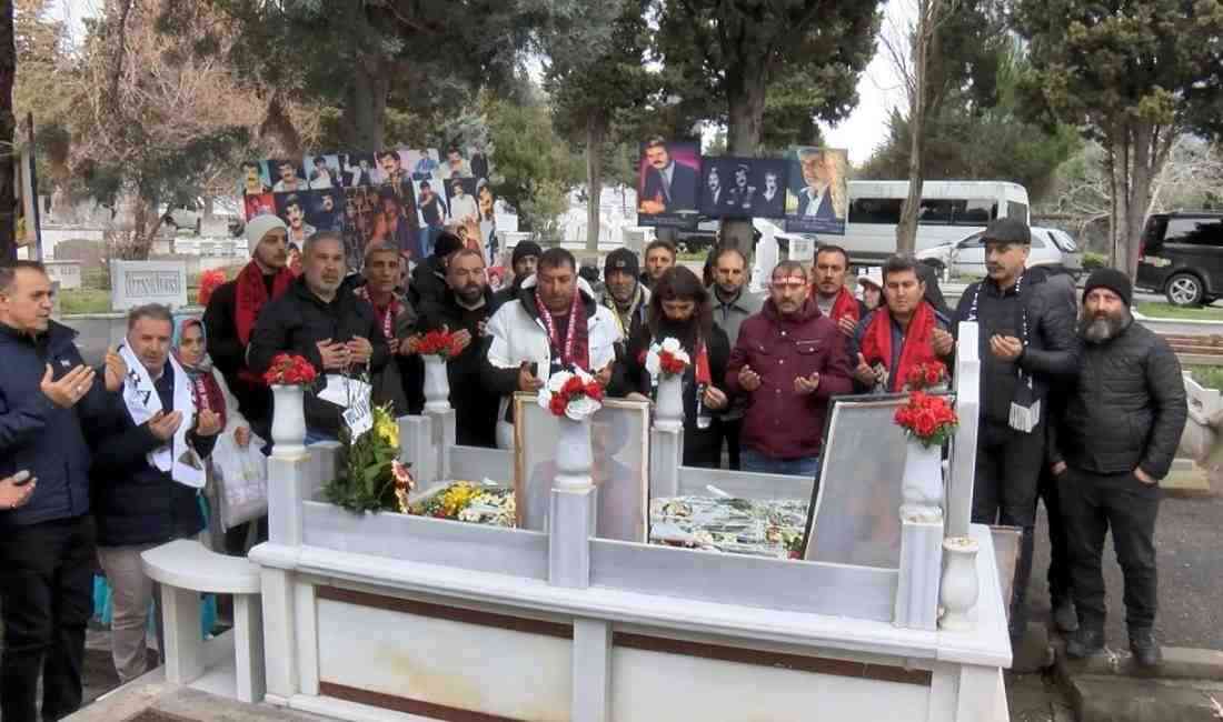 Arabesk müziğin efsane ismi Müslüm Gürses, vefatının 12. yılında Zincirlikuyu