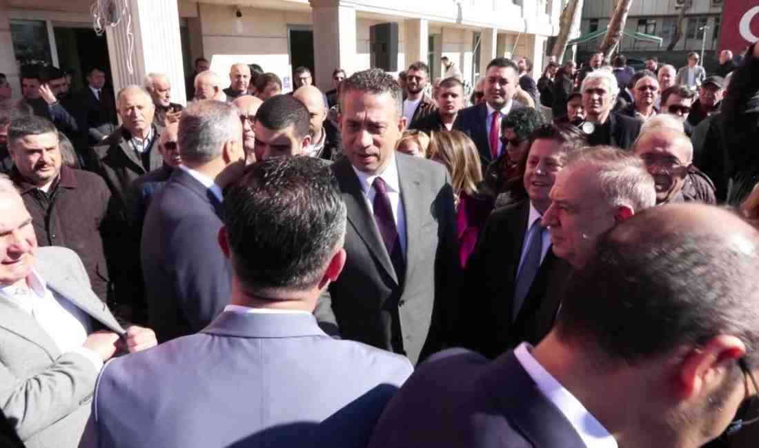 CHP Genel Başkanı Özgür Özel, Beykoz Belediyesi’ni ziyaret ederek gündeme