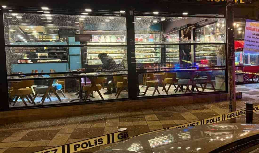 Motosikletli Şüpheliler Olay Yerinden Kaçtı İstanbul Ümraniye’de, aralarında yaklaşık 700