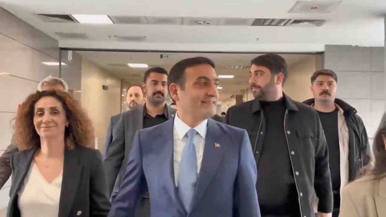 Beyoğlu Belediye Başkanı İnan Güney, CHP İstanbul İl Kongresi’nde ‘seçimde