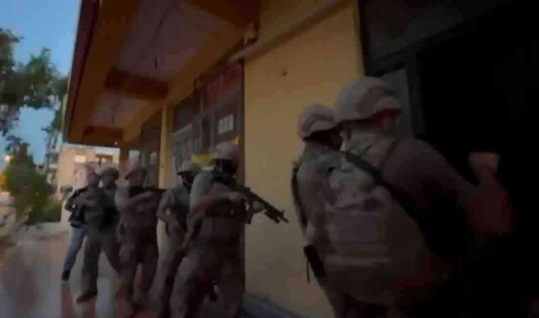 İzmir Cumhuriyet Başsavcılığı Terör Suçları Soruşturma Bürosu tarafından DEAŞ silahlı