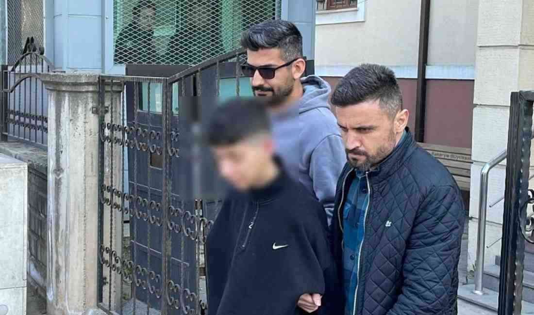 Sakarya’nın Adapazarı ilçesinde, arsa satışından kaynaklanan alacak meselesi nedeniyle çıkan