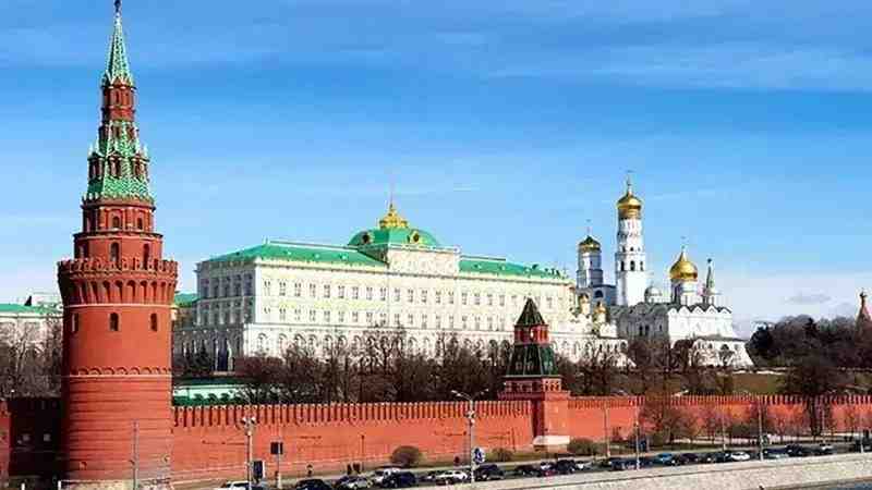 Kremlin Sözcüsü Dmitriy Peskov, ABD’nin Ukrayna’ya askeri desteği durdurmasının barış