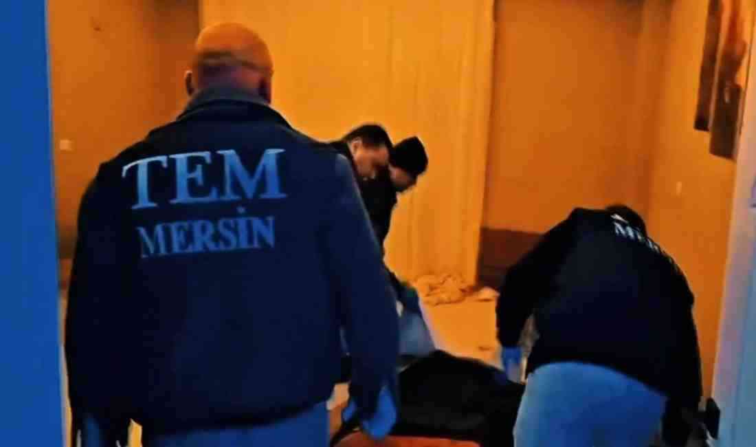 İçişleri Bakanı Ali Yerlikaya, Mersin’de düzenlenen silah kaçakçılığı operasyonunda 353