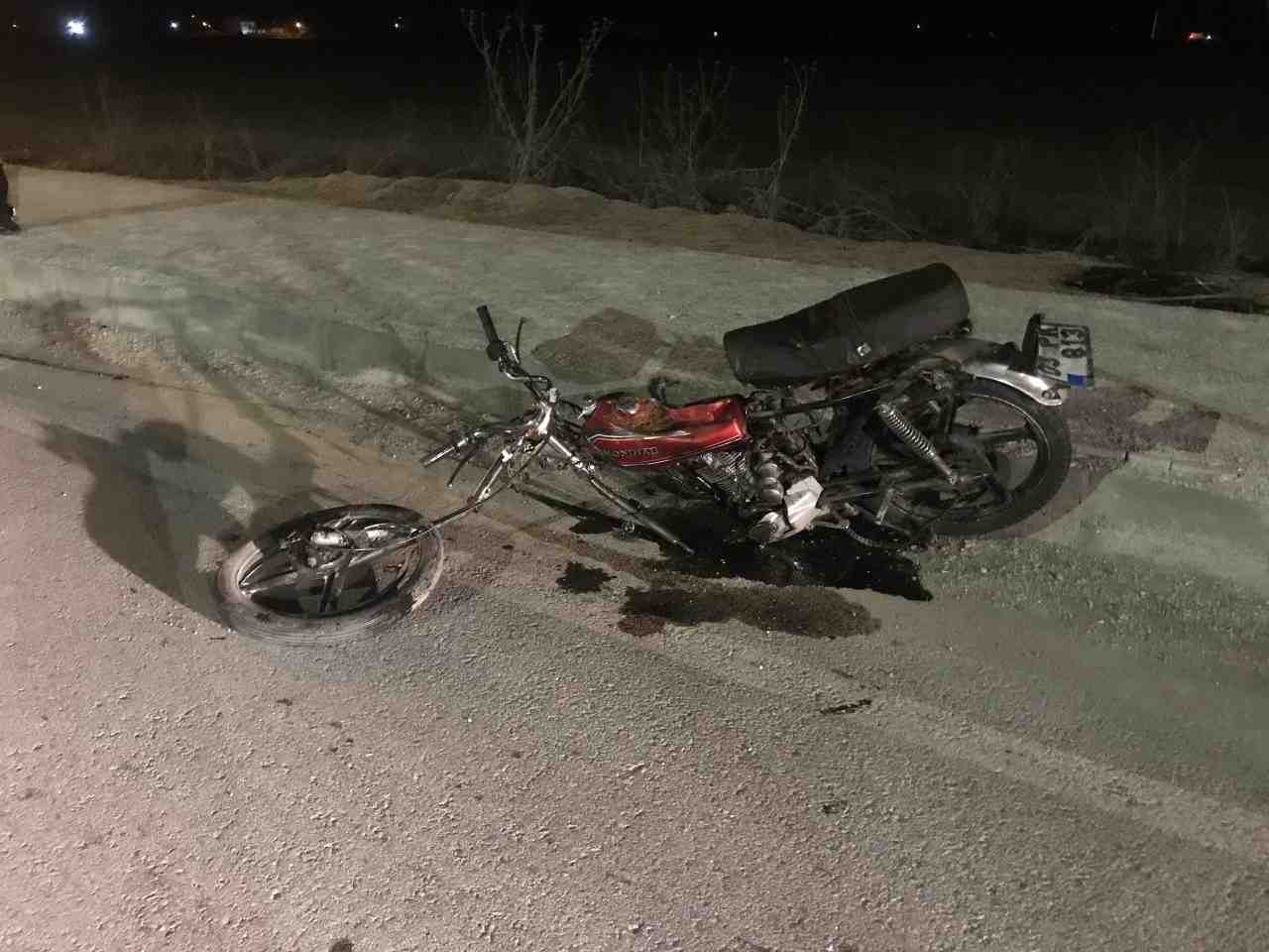 Afyonkarahisar’ın Bolvadin ilçesinde meydana gelen trafik kazasında, motosiklet ile hafif