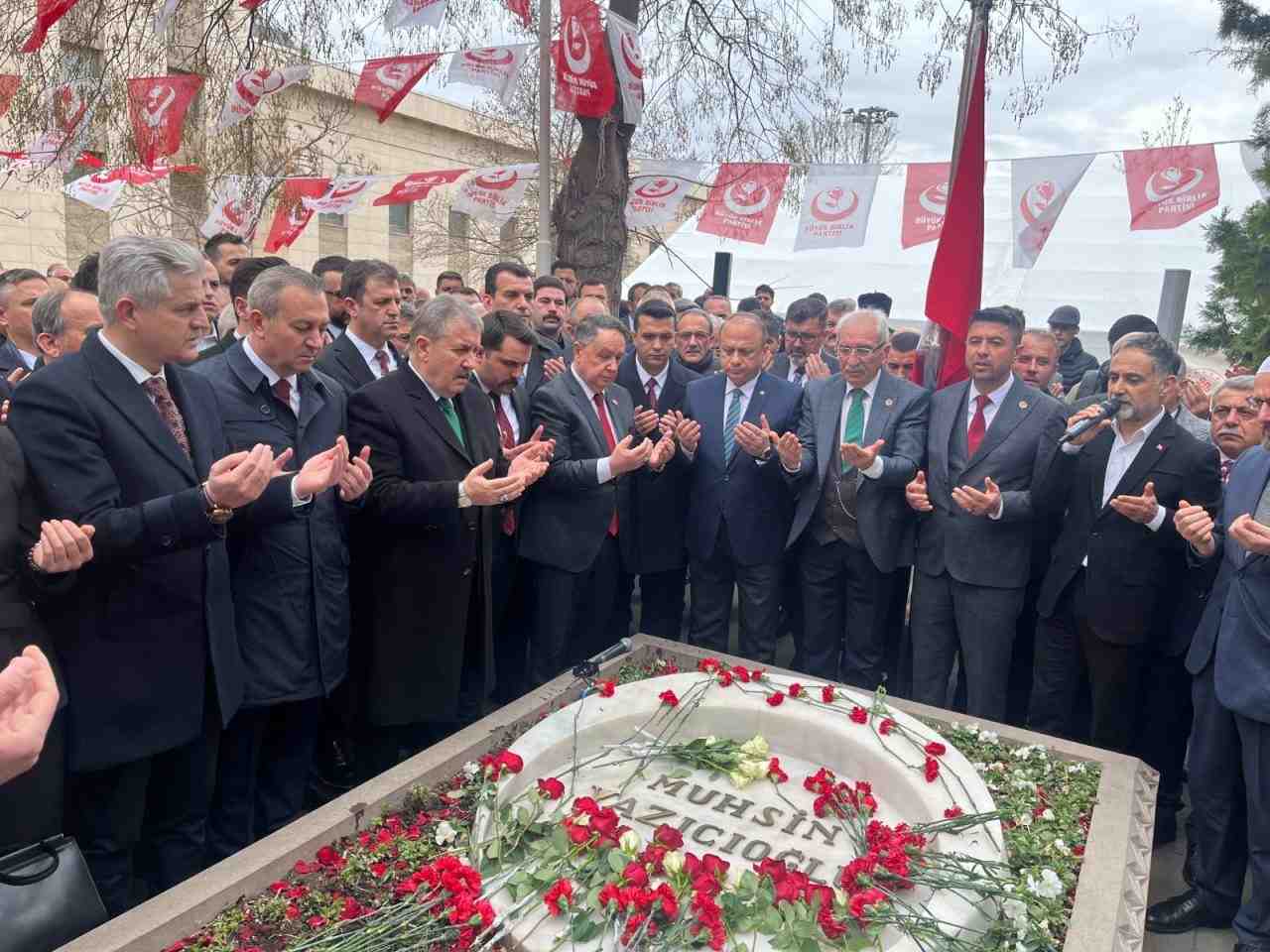 BBP Genel Başkanı Mustafa Destici: “Onun Çizdiği İstikametten Ayrılmayacağız” Büyük