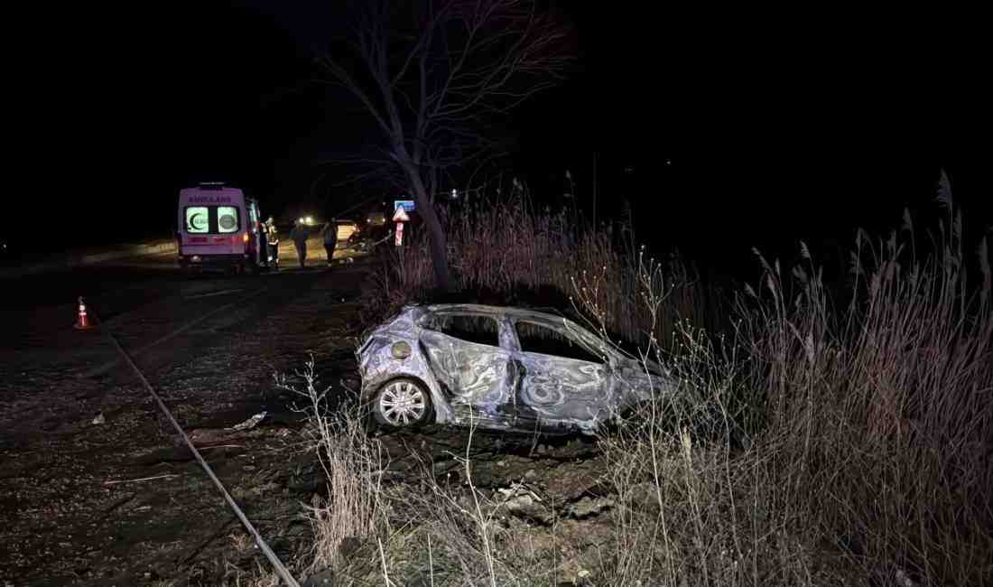 Çanakkale’de Feci Kaza: Nikahtan Dönen Çift Hayatını Kaybetti İki Otomobil Çarpıştı, Araçlardan Biri Alev Aldı Çanakkale, Çan kazası,