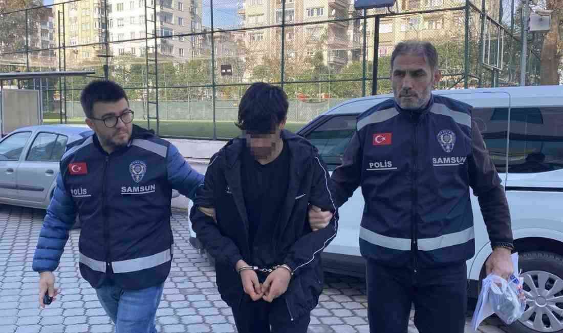 Samsun’un İlkadım ilçesinde, parkta nişanlısını darbeden E.Ö.İ. (19) polis ekipleri