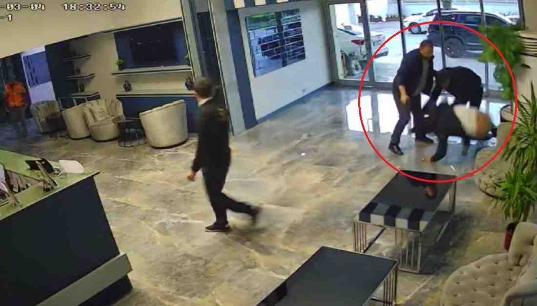 Bursa’nın Kestel ilçesinde, aile otelinin işletilmesi konusunda kardeşleriyle anlaşmazlık yaşayan