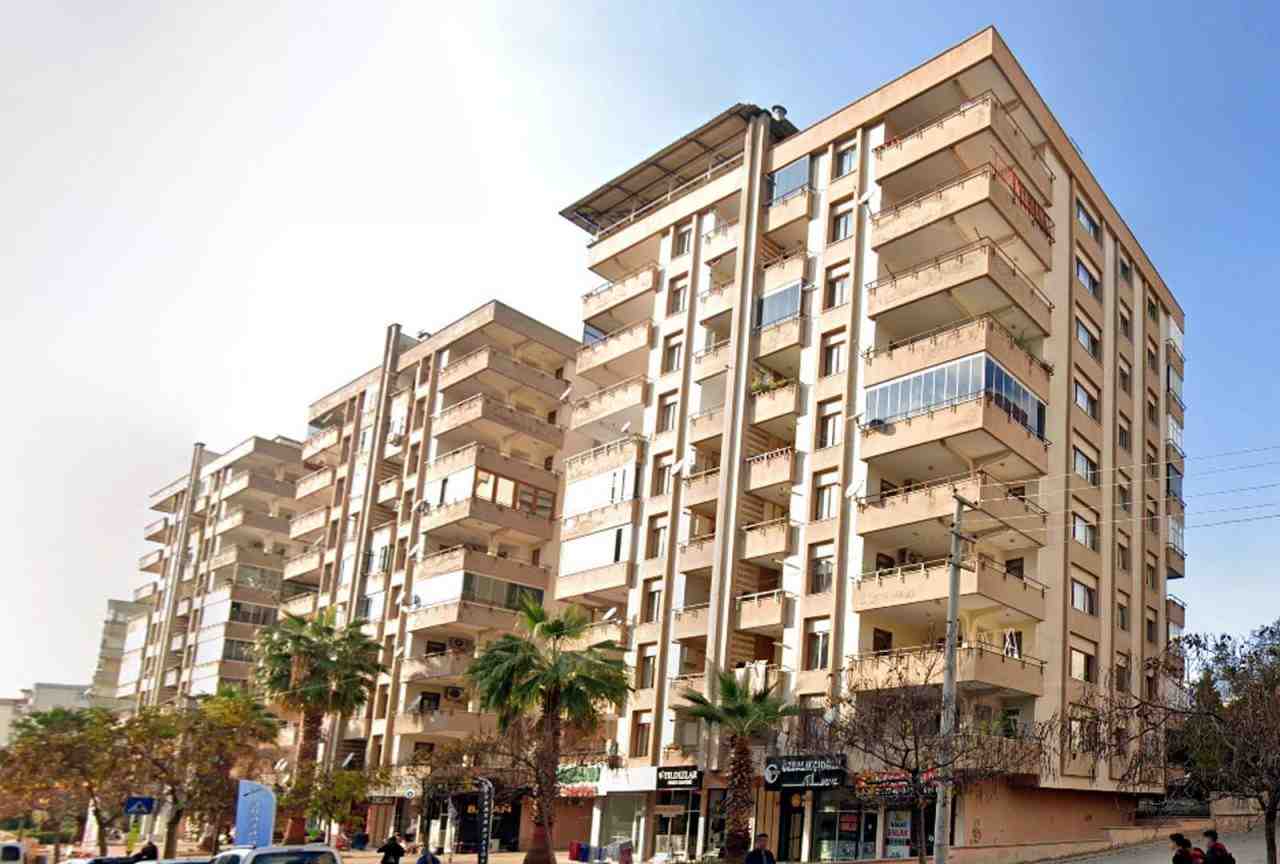Kahramanmaraş’ta 6 Şubat depremlerinde yıkılarak 150 kişinin hayatını kaybettiği Palmiye