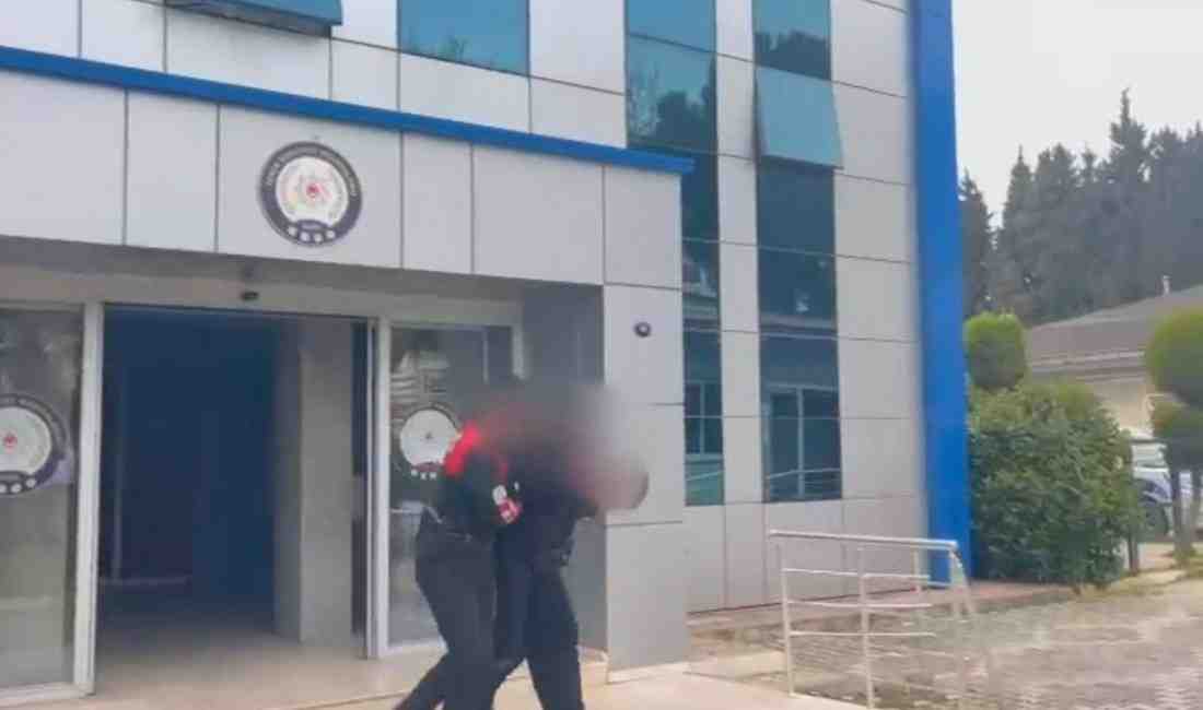 İzmir’in Torbalı ilçesinde, polisin ‘dur’ ihtarına uymayarak kaçan T.A. isimli
