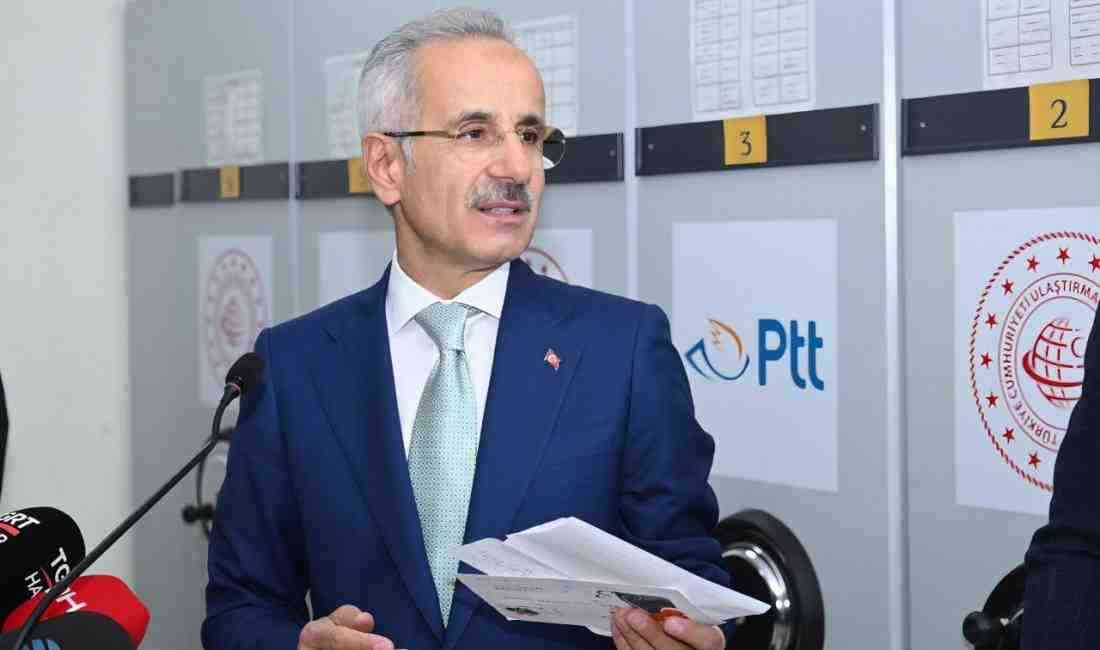 Ulaştırma ve Altyapı Bakanı Abdulkadir Uraloğlu, PTT’nin kargo hizmetlerini hızlandıracak