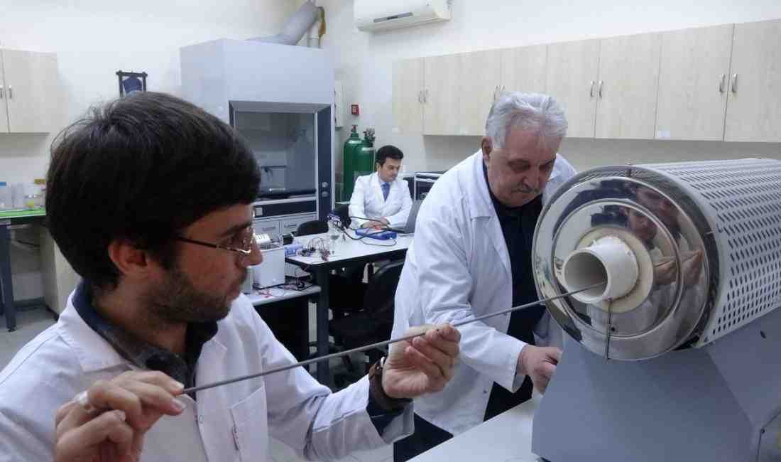 Rize Recep Tayyip Erdoğan Üniversitesi’nden (RTEÜ) bilim insanları, tıbbi implantlarda