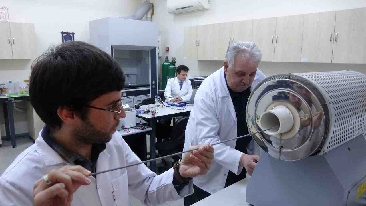 Rize Recep Tayyip Erdoğan Üniversitesi’nden (RTEÜ) bilim insanları, tıbbi implantlarda