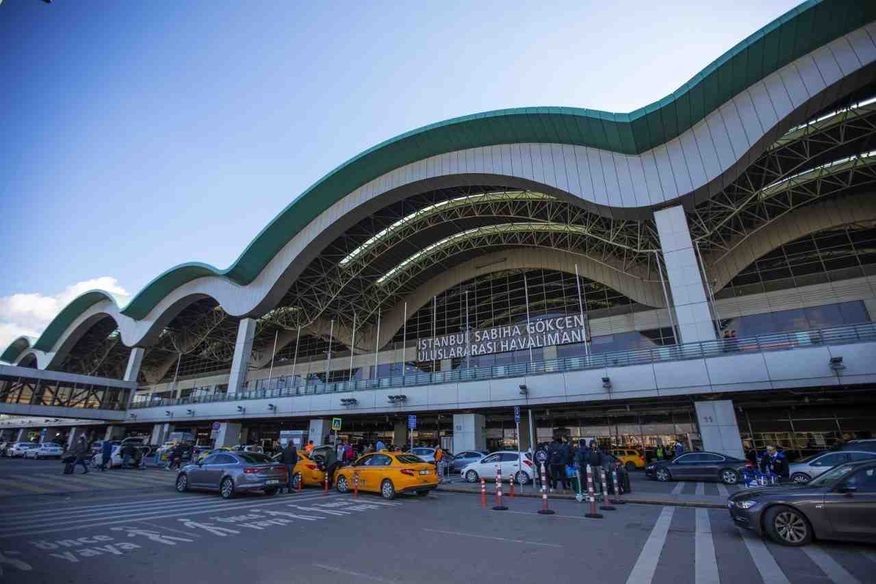 Bir Günde 141 Bin Yolcu ve 777 Uçuş Gerçekleşti İstanbul