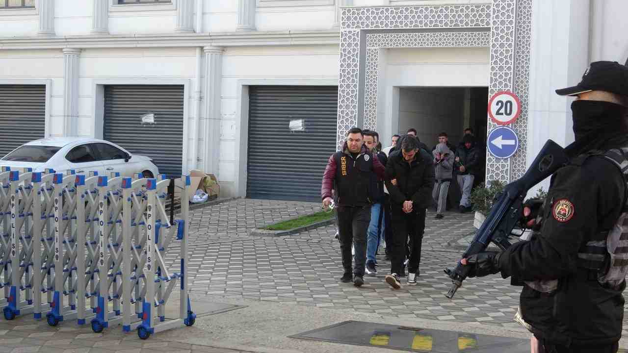 Kocaeli merkezli 5 ilde sahte bungalov ilanlarıyla 120 milyon TL’lik