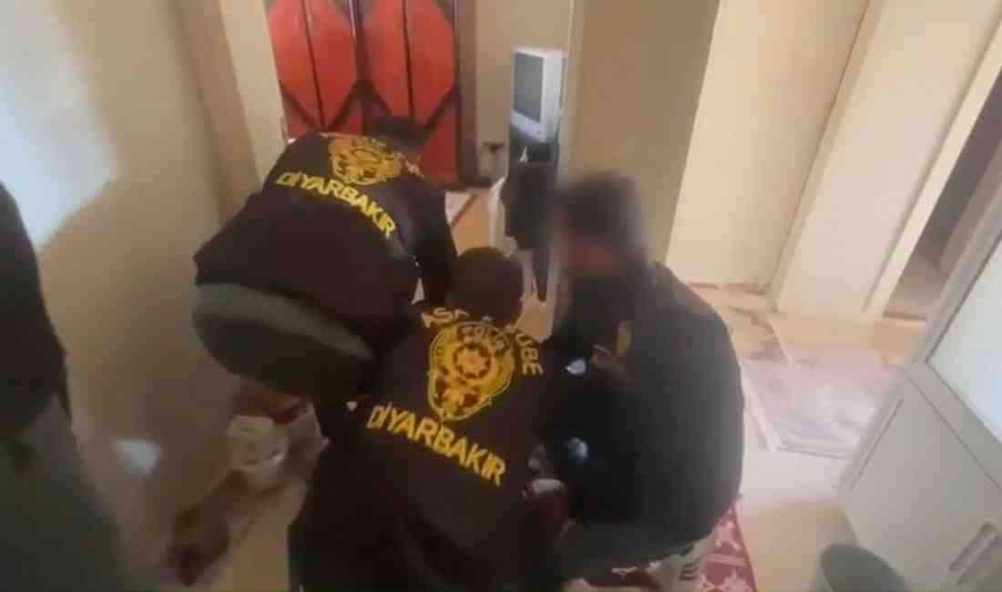 Diyarbakır’da sokakta takip ettiği kadınların fotoğraf ve görüntülerini gizlice çekerek