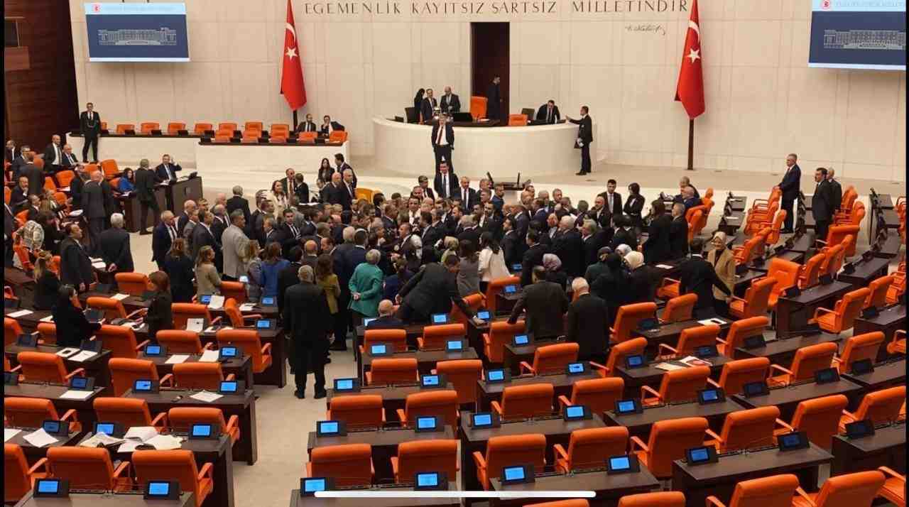 Meclis Genel Kurulu’nda bazı belediyeler hakkında yürütülen terör soruşturmalarına ilişkin