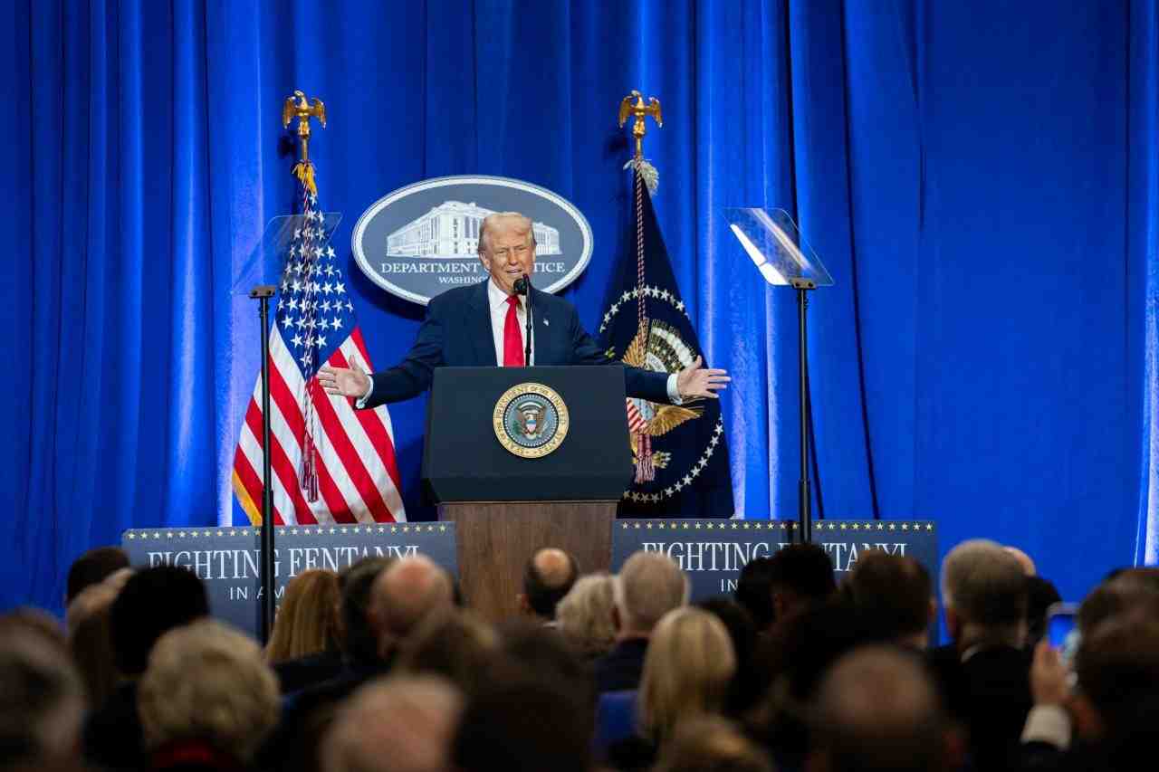 Rusya-Ukrayna Savaşında Ateşkes Umudu ABD Başkanı Donald Trump, Ukrayna’nın ateşkesi