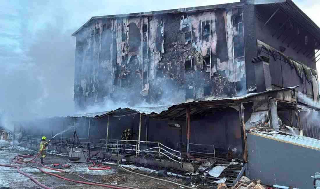 Savcılık Yangının Nedenini AraştırıyorBursa’nın Uludağ bölgesinde kapatılan bir otelde çıkan