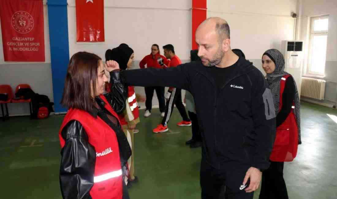 Şiddete Karşı Gönüllü Savunma Eğitimi Gaziantep’te, Türkiye Wushu Kung Fu