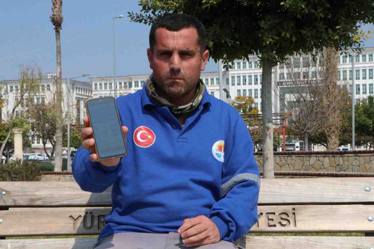 Adana’da belediye temizlik personeli olarak çalışan Gökhan Karaman (35), gece