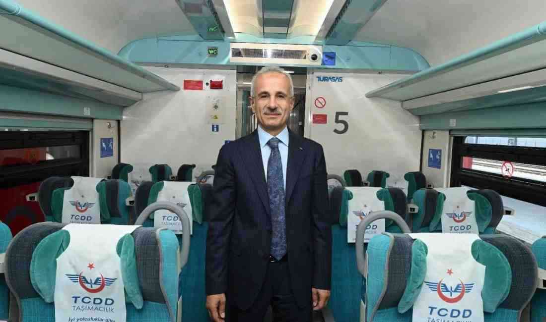 Ulaştırma ve Altyapı Bakanı Abdulkadir Uraloğlu, Yüksek Hızlı Trenler (YHT)