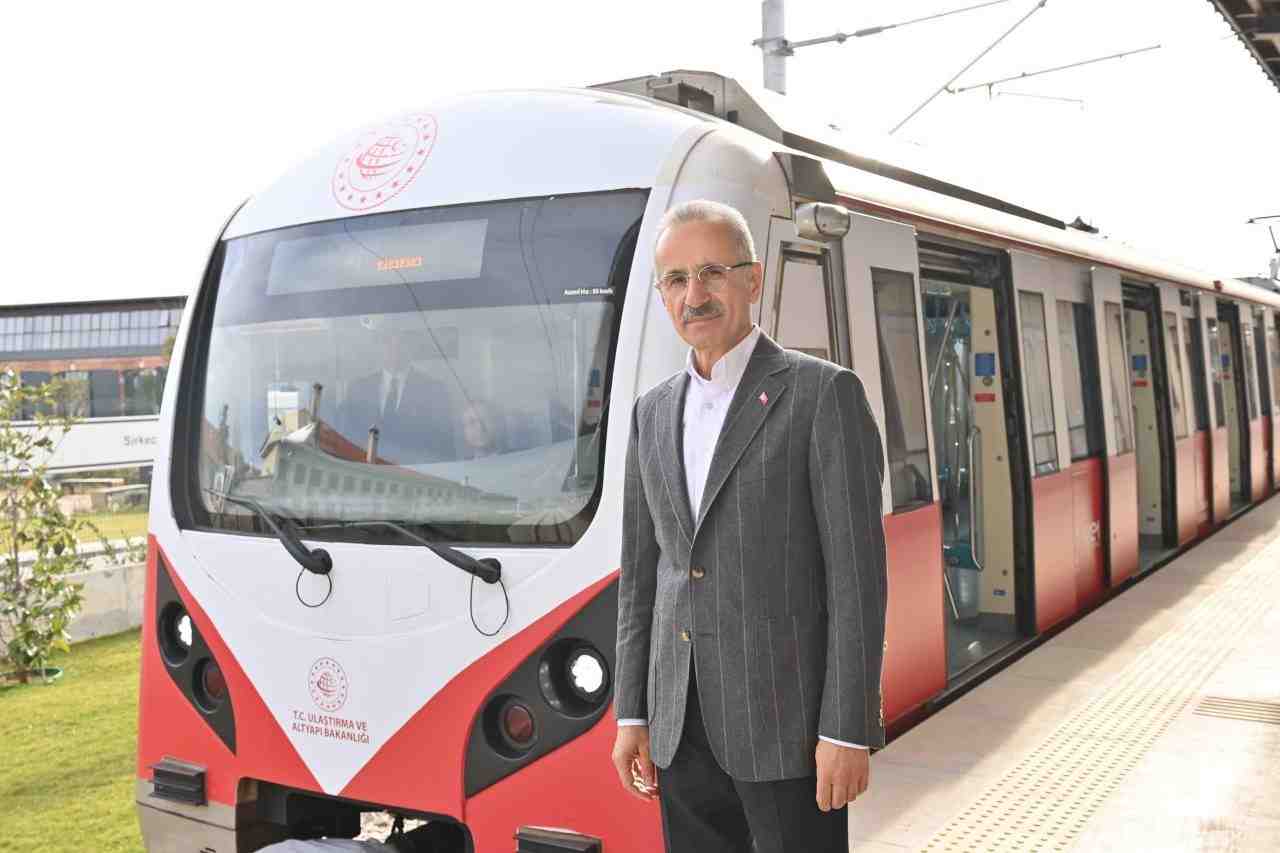 Bakan Uraloğlu Duyurdu: Ankara, İstanbul ve İzmir’de 1 Mayıs’ta Ücretsiz
