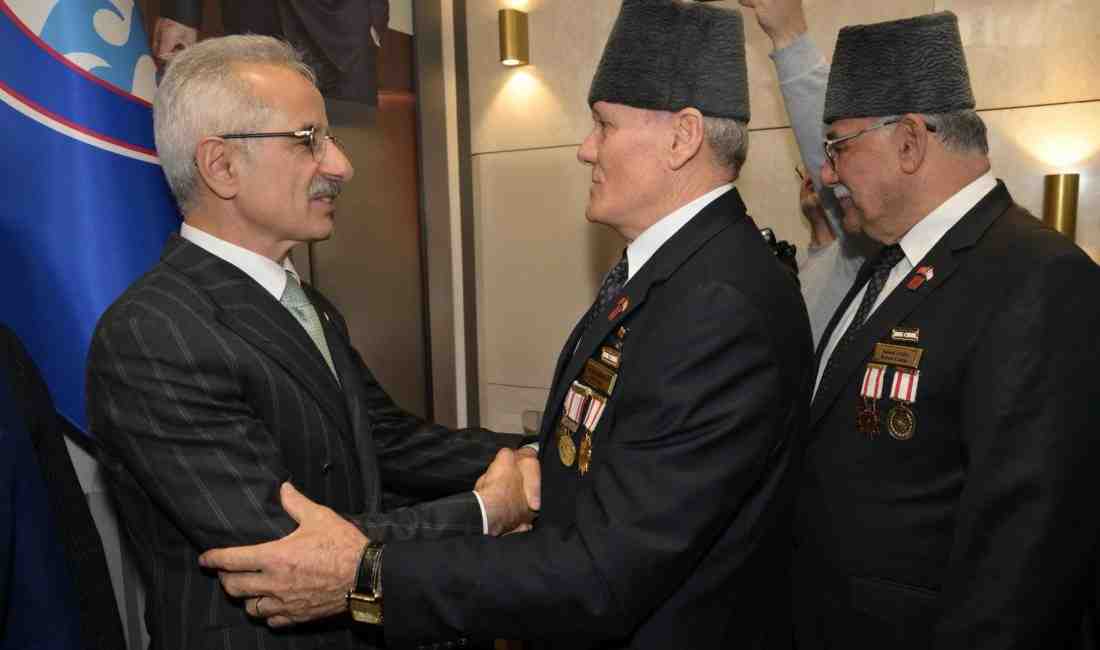 Ulaştırma ve Altyapı Bakanı Abdulkadir Uraloğlu, Trabzon’da yaptığı konuşmada, Türkiye’nin