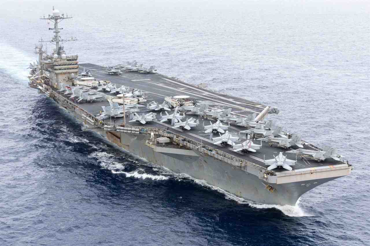Yemen’e yönelik operasyonlarda görev alan USS Harry S. Truman uçak
