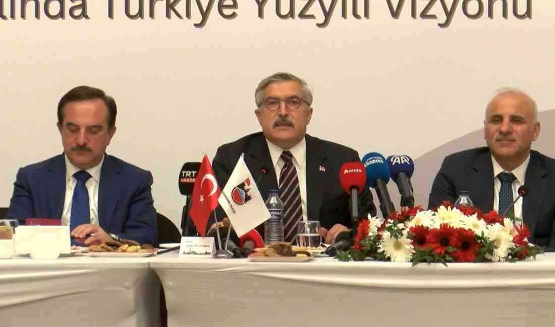Türkiye Sohbetleri Diyarbakır’da Gerçekleşti AK Parti’nin “Türkiye Yüzyılı” vizyonu kapsamında
